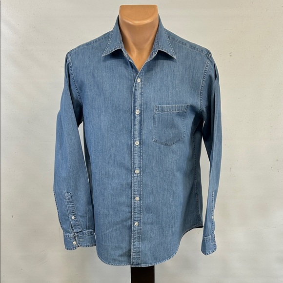 J. Crew Mercantile long sleeve button down chambray shirt.  M - Picture 1 of 6